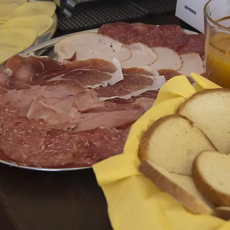 Oda ve Kahvaltı Domus In Viridi 2*