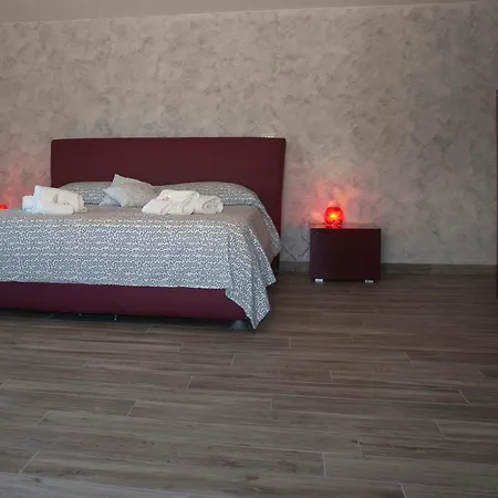 Oda ve Kahvaltı Domus In Viridi