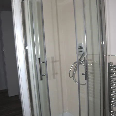 Nocleg ze śniadaniem Domus In Viridi 2*