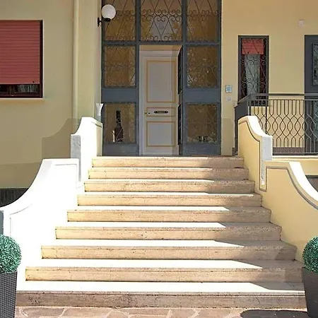 Domus In Viridi Bed & Breakfast 2*