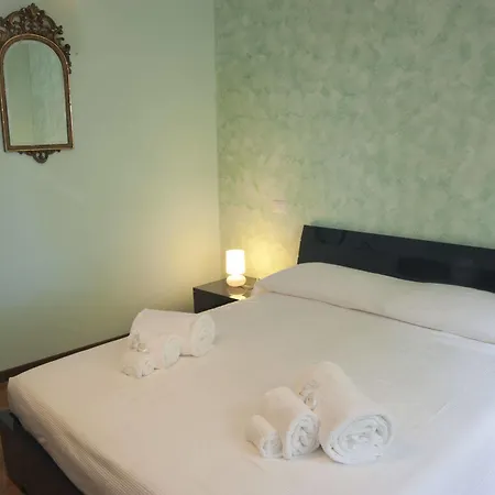 Oda ve Kahvaltı Domus In Viridi Roma