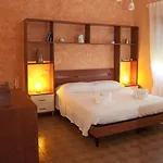 Domus In Viridi Bed and Breakfast 2*